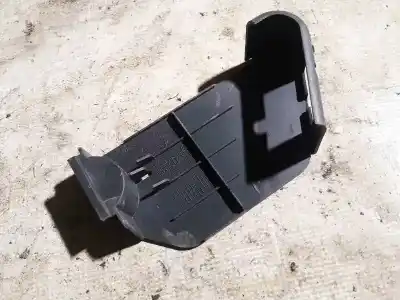 Pezzo di ricambio per auto di seconda mano plastica per opel meriva 1.6 16v riferimenti oem iam 93359576  464000934