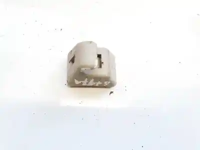 Peça sobressalente para automóvel em segunda mão plásticos por opel zafira a 2.0 dti referências oem iam 