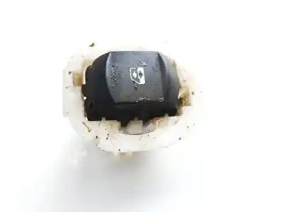 Автозапчасти б/у выключатель левого переднего окна за renault megane ii (bm0/1_, cm0/1_) 1.9 dci ссылки oem iam   