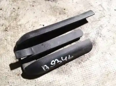 Peça sobressalente para automóvel em segunda mão plásticos por opel meriva 1.6 16v referências oem iam 93359638