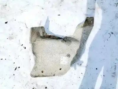 Peça sobressalente para automóvel em segunda mão plásticos por audi a4 avant (8e) 2.5 tdi (120kw) referências oem iam 8e0201308j