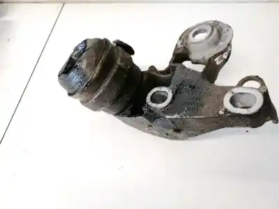 Second-hand car spare part engine support for audi a4 avant (8e) 2.5 tdi (120kw) oem iam references 8e0199351  