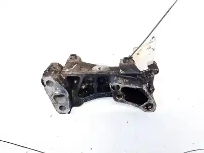 Second-hand car spare part engine support for citroen c4 i (lc_) 1.6 hdi oem iam references 9645382880 Second-hand car spare part engine support for citroen c4 i (lc_) 1.6 hdi oem iam references 9645382880