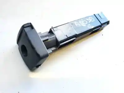 Pezzo di ricambio per auto di seconda mano plastica per volvo v50 (545) 2.0 d riferimenti oem iam 30615873  