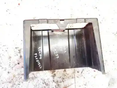 Peça sobressalente para automóvel em segunda mão plásticos por honda fr-v (be) 1.8 vtec cat referências oem iam 