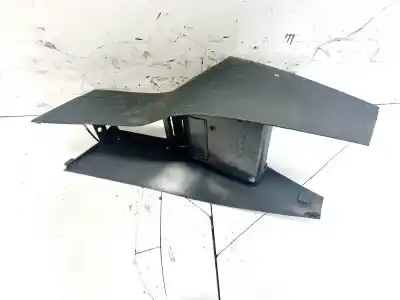 Pezzo di ricambio per auto di seconda mano plastica per audi 80 b4 avant (8c5) 1.9 tdi riferimenti oem iam 893863243  