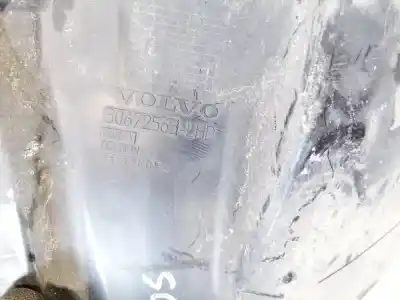 Pezzo di ricambio per auto di seconda mano plastica per volvo v50 (545) 2.0 d riferimenti oem iam 30672563  