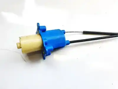 Pezzo di ricambio per auto di seconda mano plastica per volvo v50 (545) 2.0 d riferimenti oem iam   