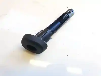 Pezzo di ricambio per auto di seconda mano plastica per kia ceed (ed) 1.6 crdi 115 riferimenti oem iam 1233562  