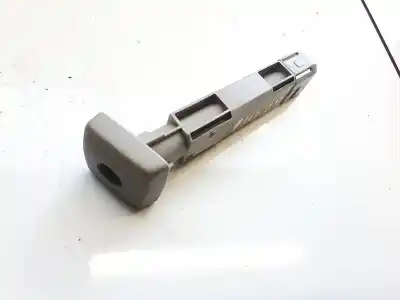 Pezzo di ricambio per auto di seconda mano plastica per volvo v50 (545) 2.0 d riferimenti oem iam 30615874  