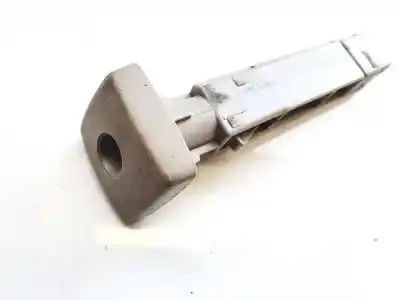 Pezzo di ricambio per auto di seconda mano plastica per volvo v50 (545) 2.0 d riferimenti oem iam 30615874  