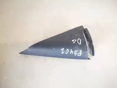 Peça sobressalente para automóvel em segunda mão plásticos por audi a4 avant (8e) 2.5 tdi (120kw) referências oem iam 8e0857570