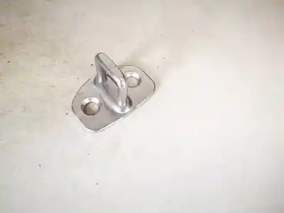 Peça sobressalente para automóvel em segunda mão plásticos por audi a4 avant (8e) 2.5 tdi (120kw) referências oem iam 8e0837033