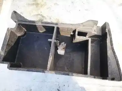 Peça sobressalente para automóvel em segunda mão plásticos por ford kuga (cbv) 2.0 tdci cat referências oem iam 8v41s11168bc