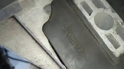 Second-hand car spare part engine support for volvo xc90 2.5 t (7 asientos) oem iam references 30680770  