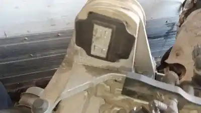 Second-hand car spare part engine support for volvo xc90 2.5 t (7 asientos) oem iam references 30680770  