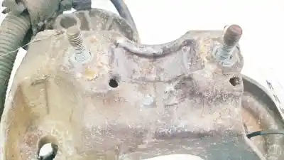 Second-hand car spare part engine support for skoda superb (3u4) 1.9 tdi oem iam references 8e0199352  