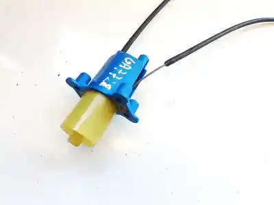 Pezzo di ricambio per auto di seconda mano plastica per volvo v50 (545) 2.0 d riferimenti oem iam   