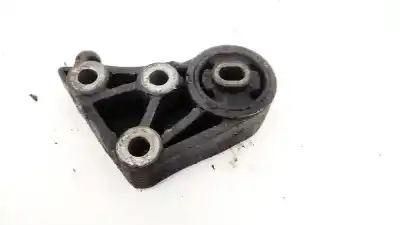 Second-hand car spare part engine support for opel meriva b 1.7 16v cdti oem iam references   