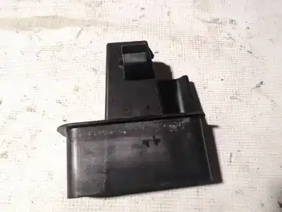 Pezzo di ricambio per auto di seconda mano plastica per bmw x3 (e83) 2.0d riferimenti oem iam 5147340581902  51473405819-02