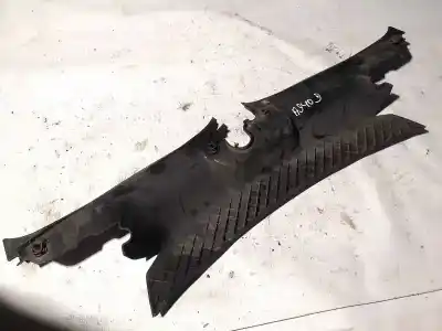 Pezzo di ricambio per auto di seconda mano plastica per bmw x3 (e83) 2.0d riferimenti oem iam 136653935  