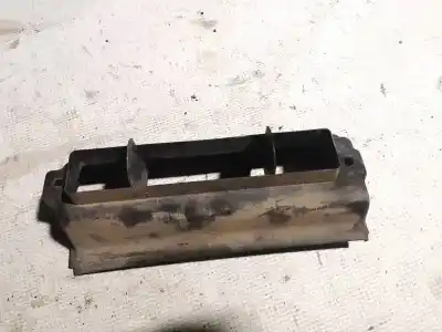 Автозапчасти б/у пластик за volkswagen touran (1t1) 1.9 tdi ссылки oem iam 1t0805971a