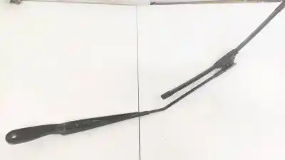 Pezzo di ricambio per auto di seconda mano braccio tergicristallo anteriore sinistro per volvo v50 (545) 1.6 d riferimenti oem iam 30698250