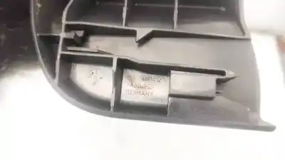 Pezzo di ricambio per auto di seconda mano plastica per volvo v50 (545) 1.6 d riferimenti oem iam 08613321  