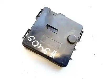 Peça sobressalente para automóvel em segunda mão plásticos por bmw x3 (e83) 2.0d referências oem iam 8387547