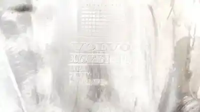 Pezzo di ricambio per auto di seconda mano plastica per volvo v50 (545) 1.6 d riferimenti oem iam 30672563  30672563lhd