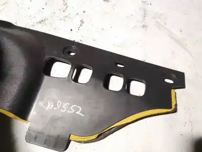 Pezzo di ricambio per auto di seconda mano plastica per opel zafira b 1.9 cdti riferimenti oem iam   