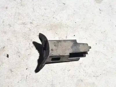 Peça sobressalente para automóvel em segunda mão plásticos por opel meriva 1.6 16v referências oem iam 