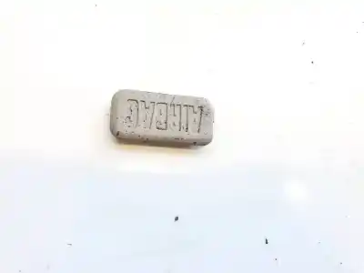 Peça sobressalente para automóvel em segunda mão plásticos por bmw x3 (e83) 2.0d referências oem iam 82260553