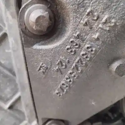 Second-hand car spare part engine support for opel meriva b 1.7 16v cdti oem iam references 332233673  