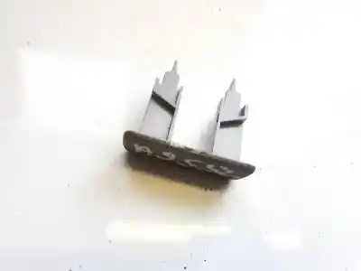 Pezzo di ricambio per auto di seconda mano plastica per opel zafira b 1.9 cdti riferimenti oem iam   