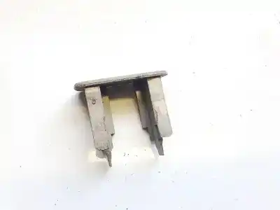 Pezzo di ricambio per auto di seconda mano plastica per opel zafira b 1.9 cdti riferimenti oem iam   