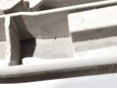 Second-hand car spare part plastics for volvo v50 (545) 2.0 d oem iam references 30615629  