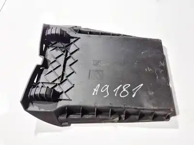 Peça sobressalente para automóvel em segunda mão plásticos por volvo v50 (545) 2.0 d referências oem iam 8650687