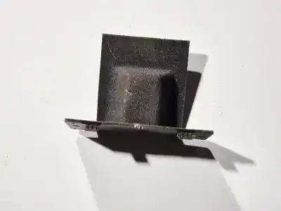 Peça sobressalente para automóvel em segunda mão plásticos por volvo v50 (545) 2.0 d referências oem iam 08686027