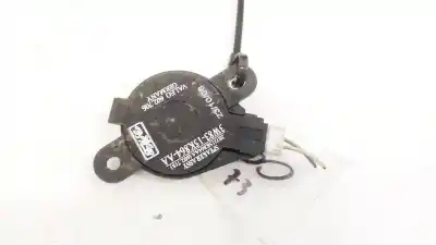Pezzo di ricambio per auto di seconda mano altoparlante per ford c-max (cb3) 1.6 tdci cat riferimenti oem iam 3w8315k864aa  3w83-15k864-aa