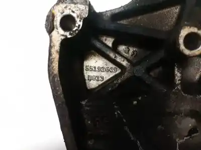 Second-hand car spare part engine support for opel zafira b 1.9 cdti oem iam references 551926490  55192649