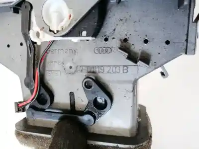 Автозапчасти б/у аэрационная решетка за audi a6 avant (4f5) 2.4 ссылки oem iam 4f0819203b  