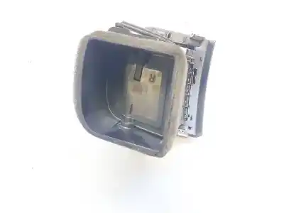 Автозапчастина б/у аераційна решіта для skoda fabia (6y2/6y3) 1.4 tdi посилання на oem iam 5j0819702  