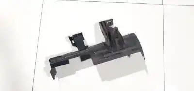 Pezzo di ricambio per auto di seconda mano plastica per ford focus iii 1.6 ti riferimenti oem iam bm518311a  bm518311-a