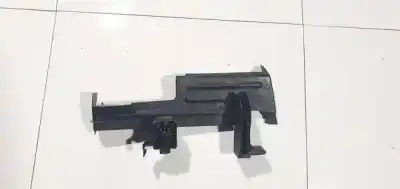 Pezzo di ricambio per auto di seconda mano plastica per ford focus iii 1.6 ti riferimenti oem iam bm518310db  bm518310-db