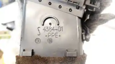 Автозапчасти б/у аэрационная решетка за audi a4 b6 (8e2) 1.9 tdi quattro ссылки oem iam 438401  4384-01
