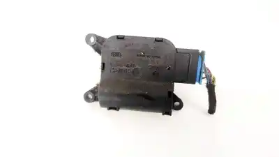 Pièce détachée automobile d'occasion Moteur / Actionneur De Volet De Climatisation pour AUDI A4 B6 (8E2) 1.9 TDI quattro Références OEM IAM 8E1820511D  0132801305