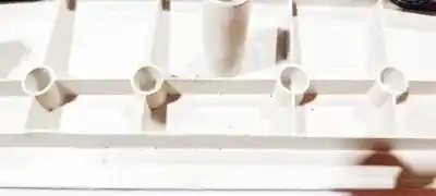 Pezzo di ricambio per auto di seconda mano plastica per ford focus iii 1.6 ti riferimenti oem iam bm51a31112a  bm51-a31112-a