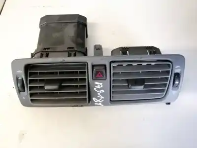 Peça sobressalente para automóvel em segunda mão grelha / difusor de ar por volvo v50 (545) 2.0 d referências oem iam y011450
