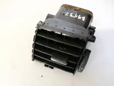 Автозапчастина б/у аераційна решіта для toyota auris, i e15 2006.10 - 2012.10 1.6l 91kw dual vvt-i 2006.10 - 2012.10 посилання на oem iam 